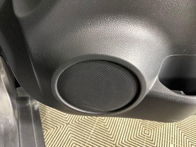 Used 2016 Nissan Rogue SV image 29