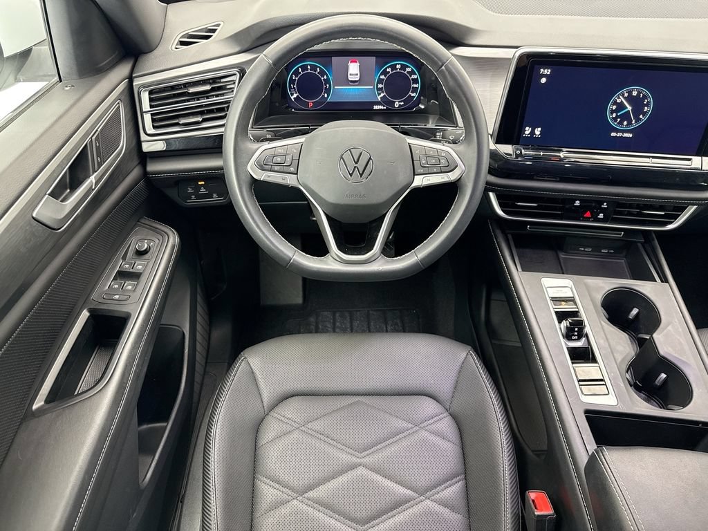 Used 2024 Volkswagen Atlas Cross Sport SE FWD image 10