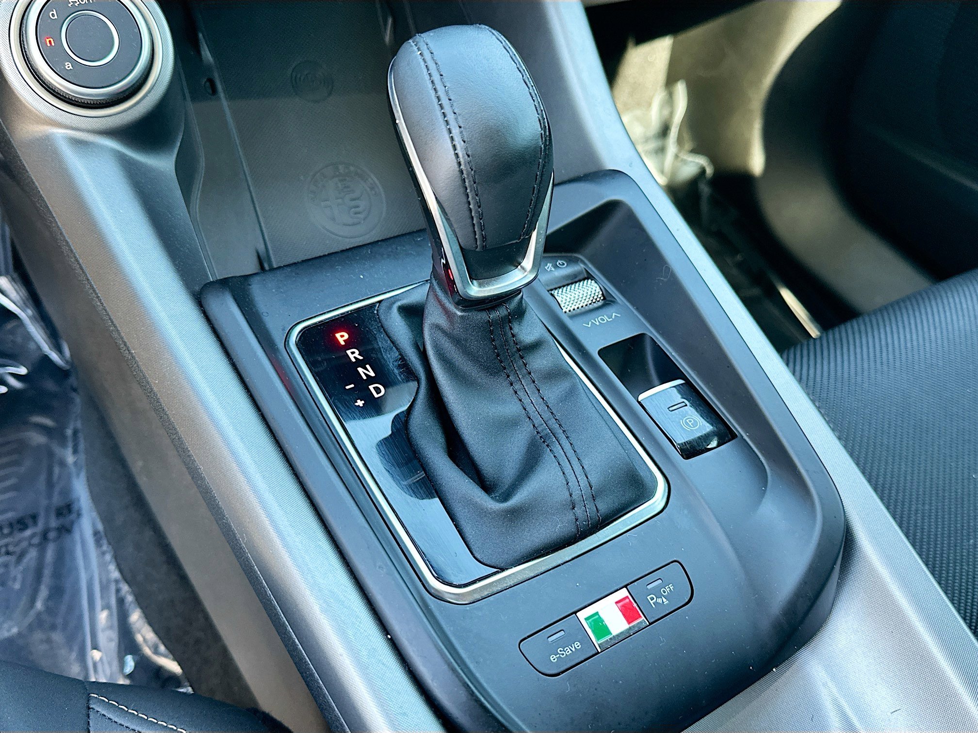 Used 2024 Alfa Romeo Tonale Ti image 17