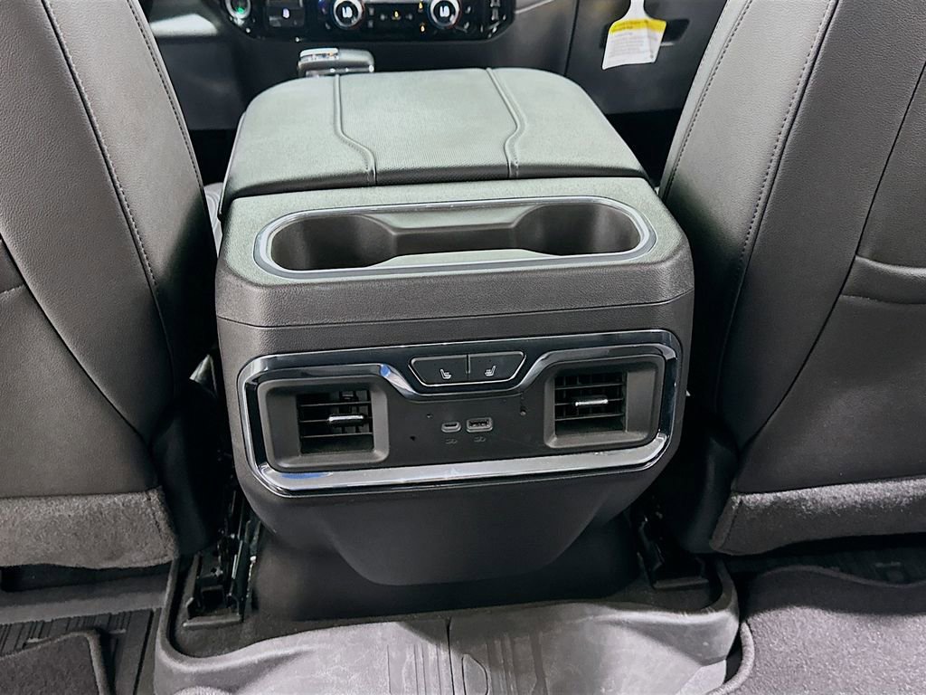 Used 2024 GMC Sierra 1500 SLT image 26