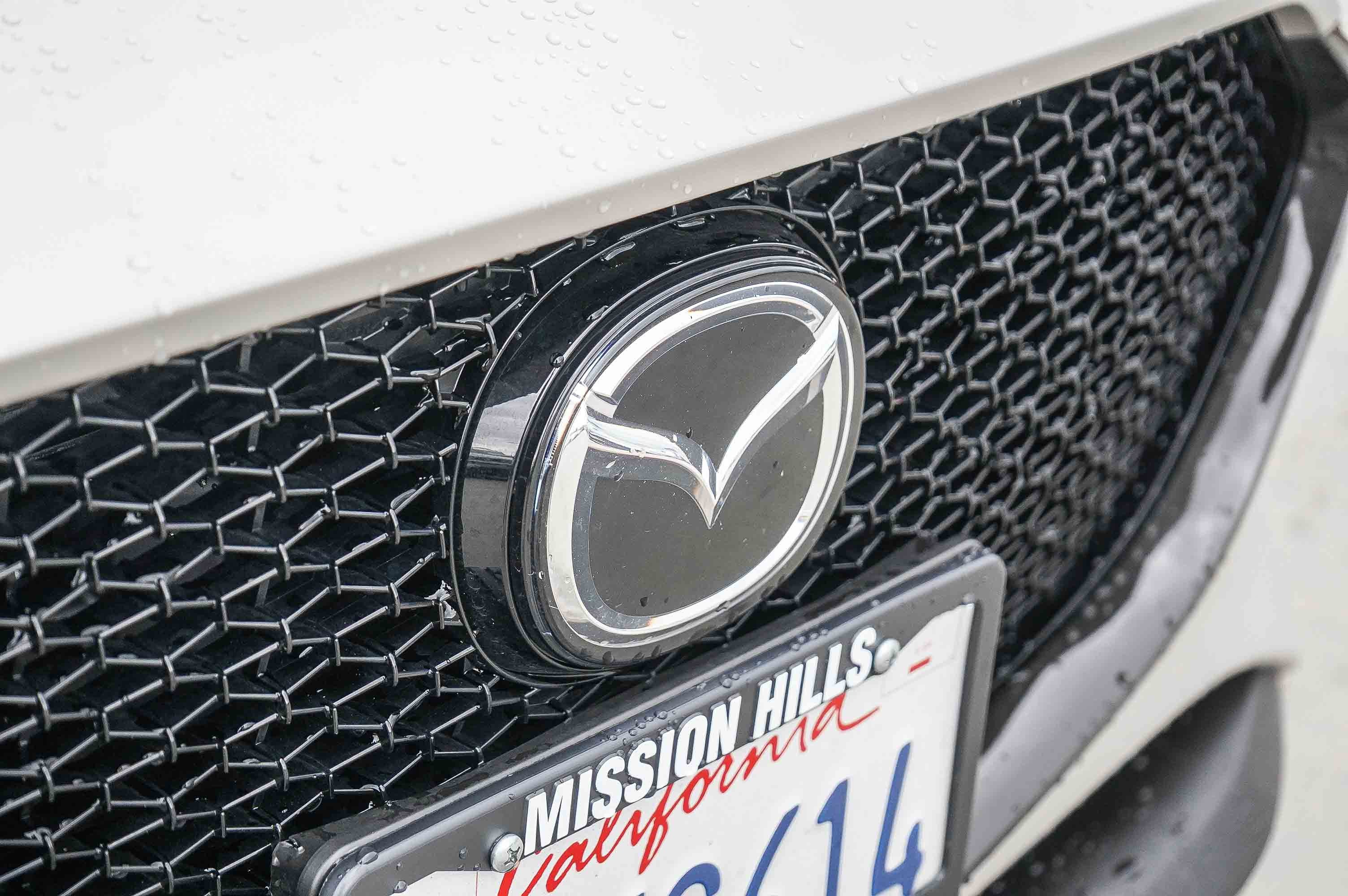 Used 2023 MAZDA MAZDA3 s image 12