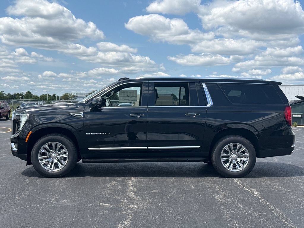 New 2026 GMC Yukon XL Denali w/ Advanced Technology Package AWD/4WD image 10