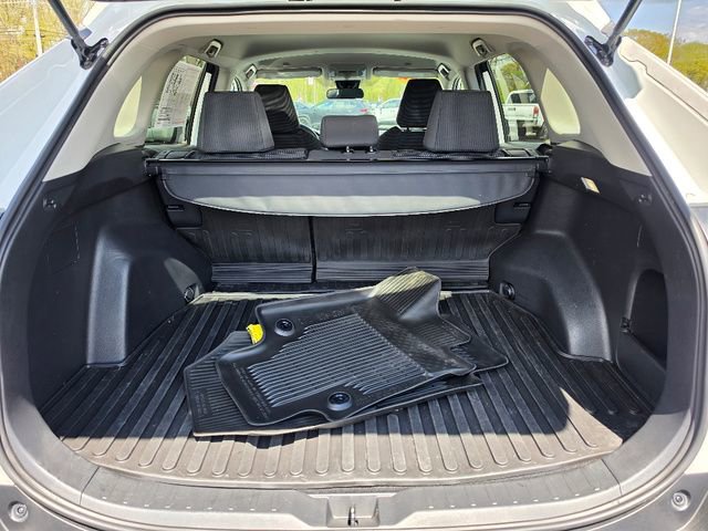 Used 2024 Toyota RAV4 LE image 17