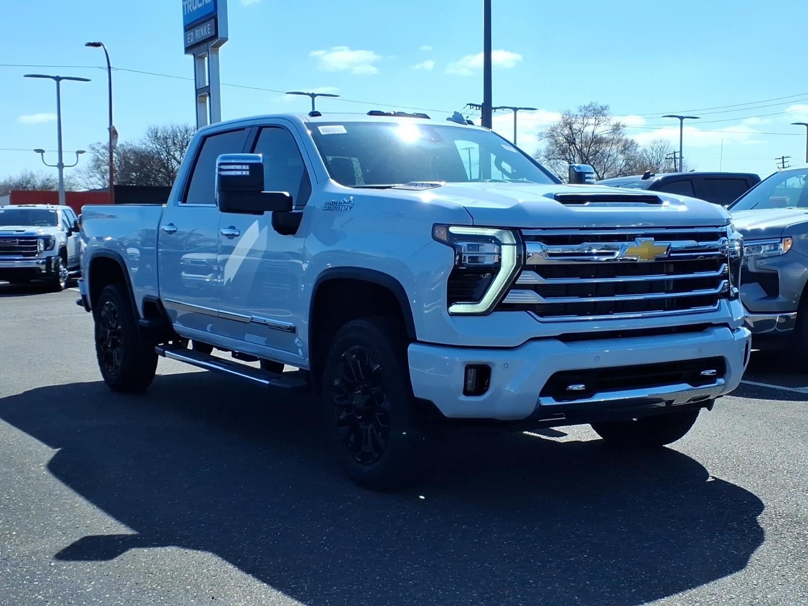New 2026 Chevrolet Silverado 2500 High Country w/ Technology Package AWD/4WD image 3