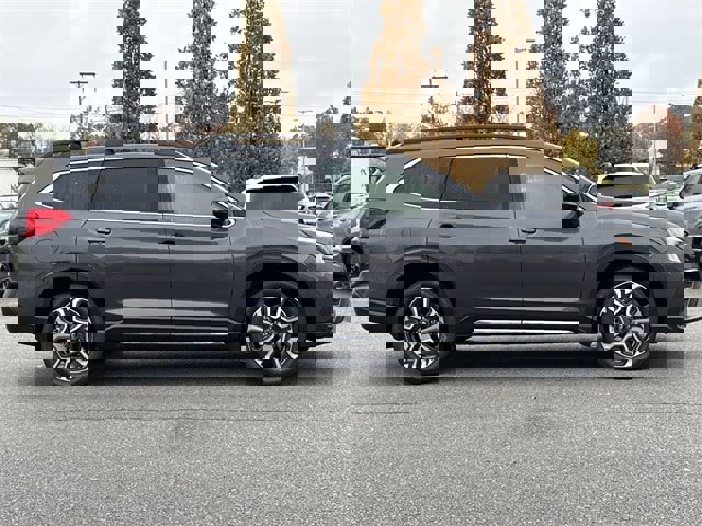 New 2026 Subaru Ascent Limited image 2