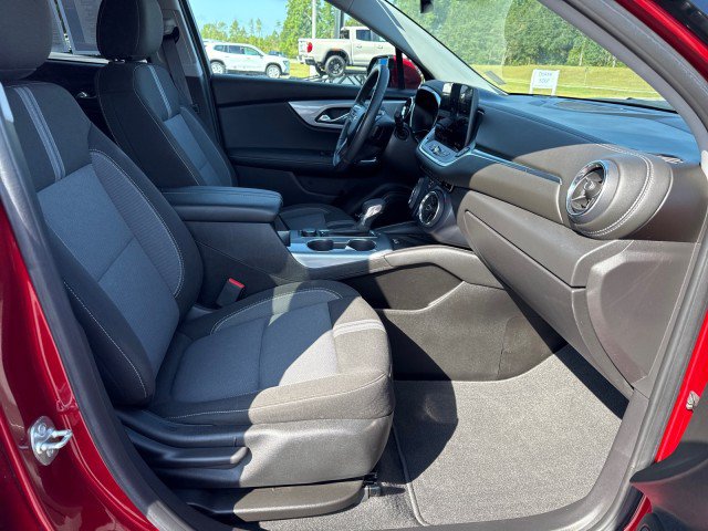 Used 2023 Chevrolet Blazer LT w/ Convenience Package FWD image 9