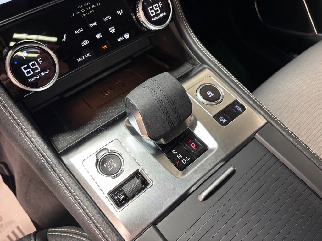 New 2026 Jaguar F-PACE R-Dynamic S image 14