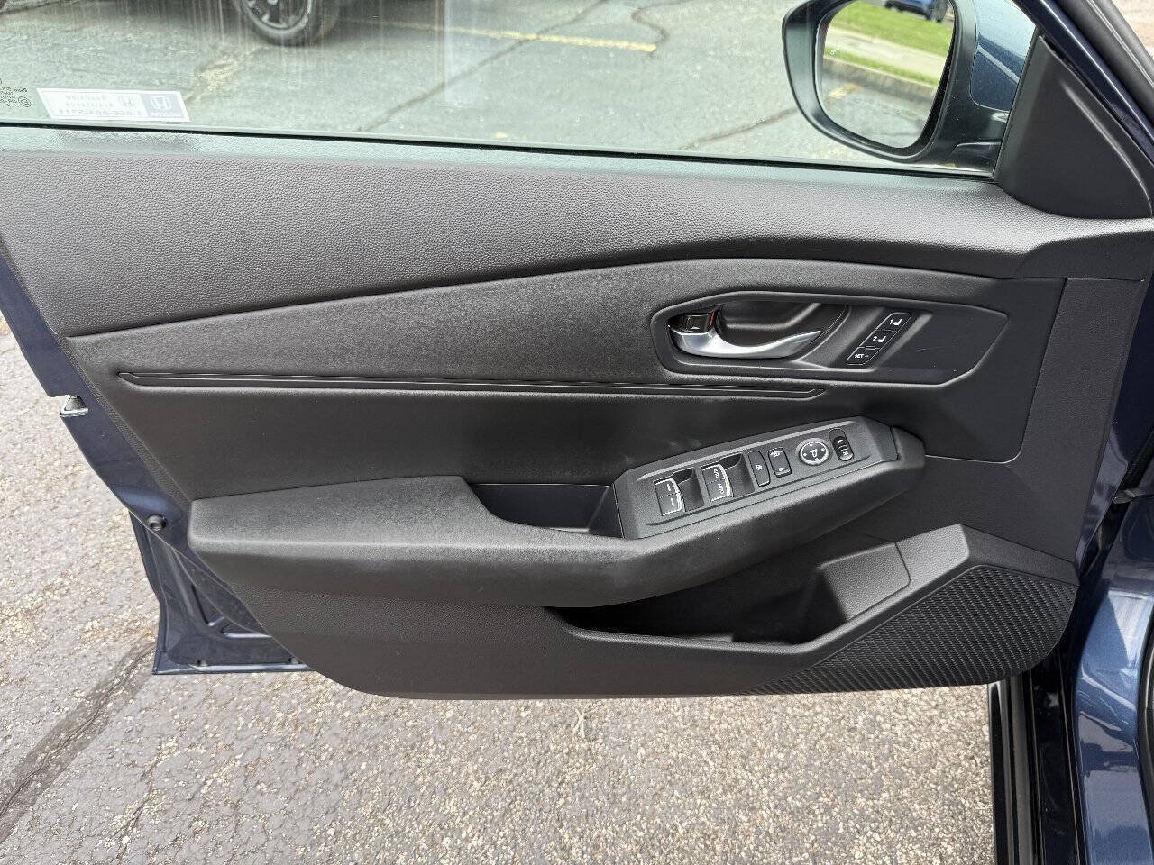 Used 2025 Honda Accord EX-L image 13