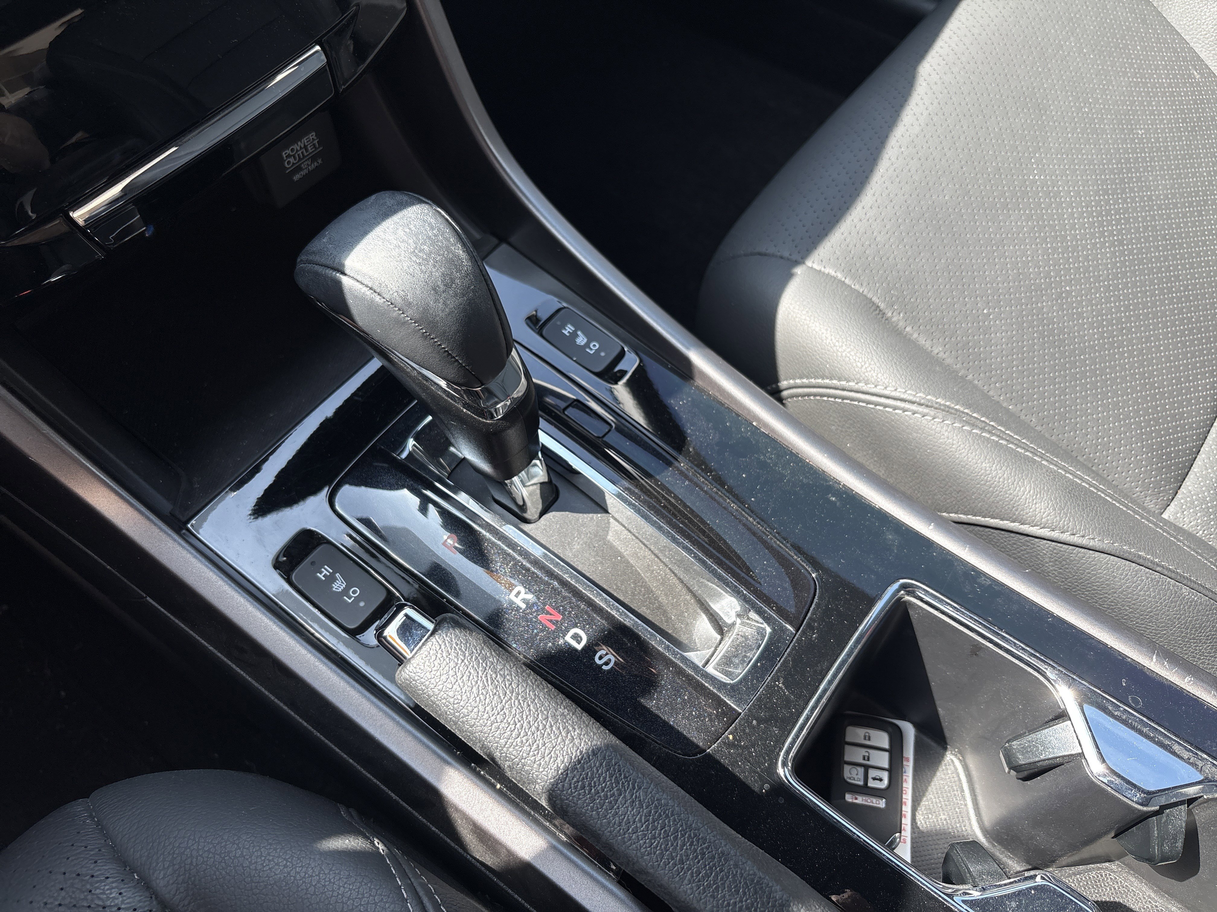 Used 2017 Honda Accord Touring image 26
