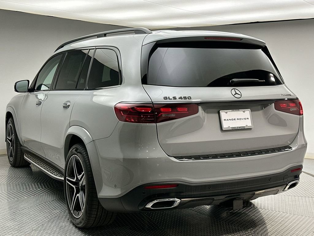 Used 2024 Mercedes-Benz GLS 450 4MATIC image 11