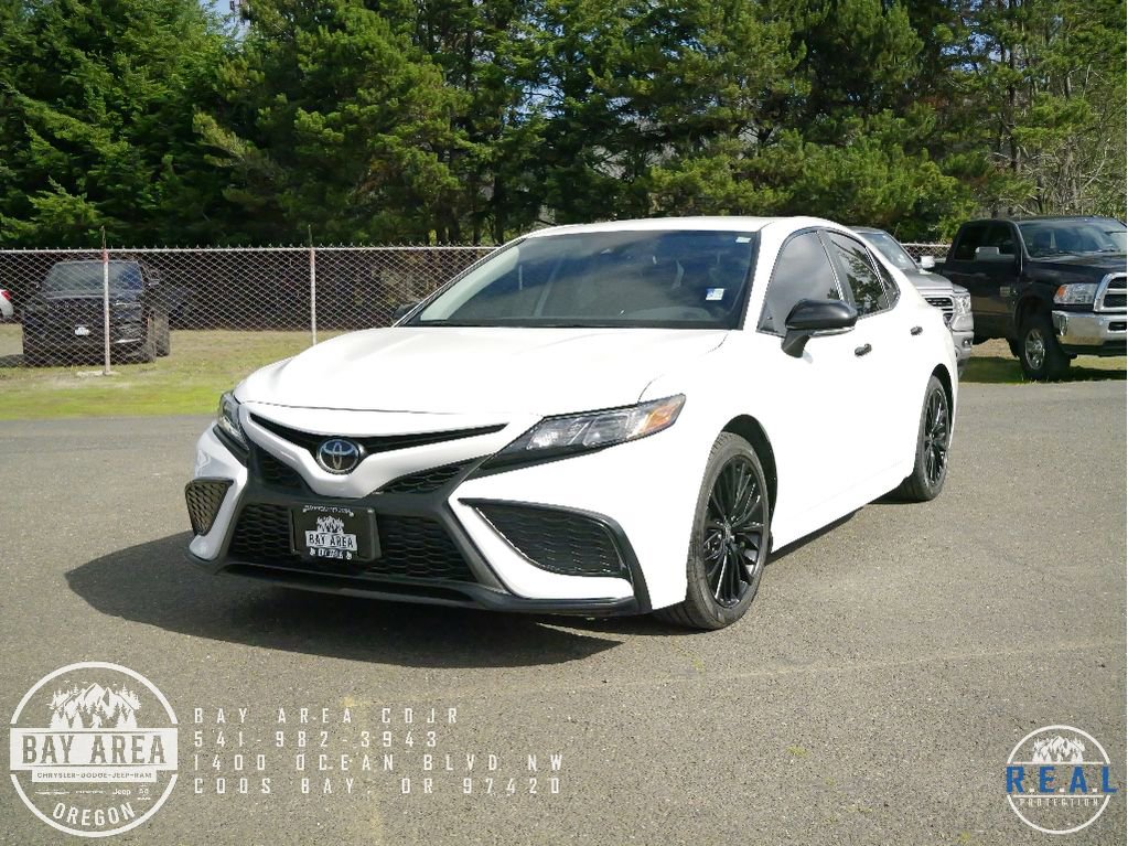 Used 2022 Toyota Camry SE