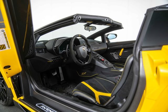 Used 2016 Lamborghini Aventador LP 750-4 Superveloce AWD/4WD image 16