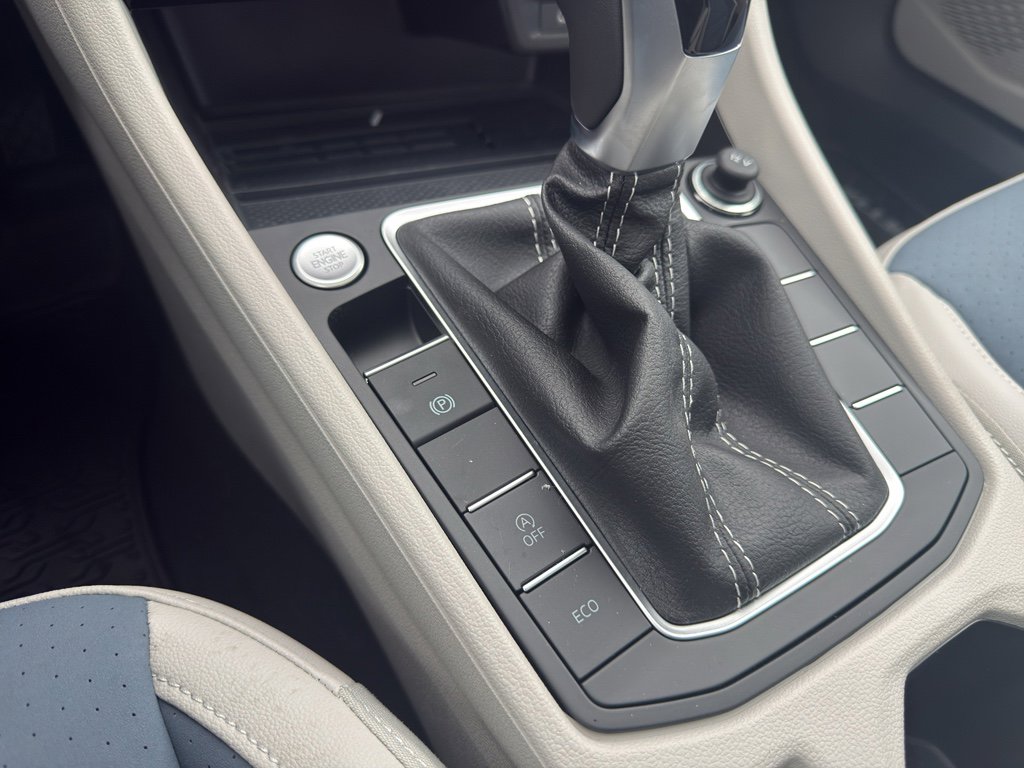 New 2026 Volkswagen Jetta SE FWD image 21