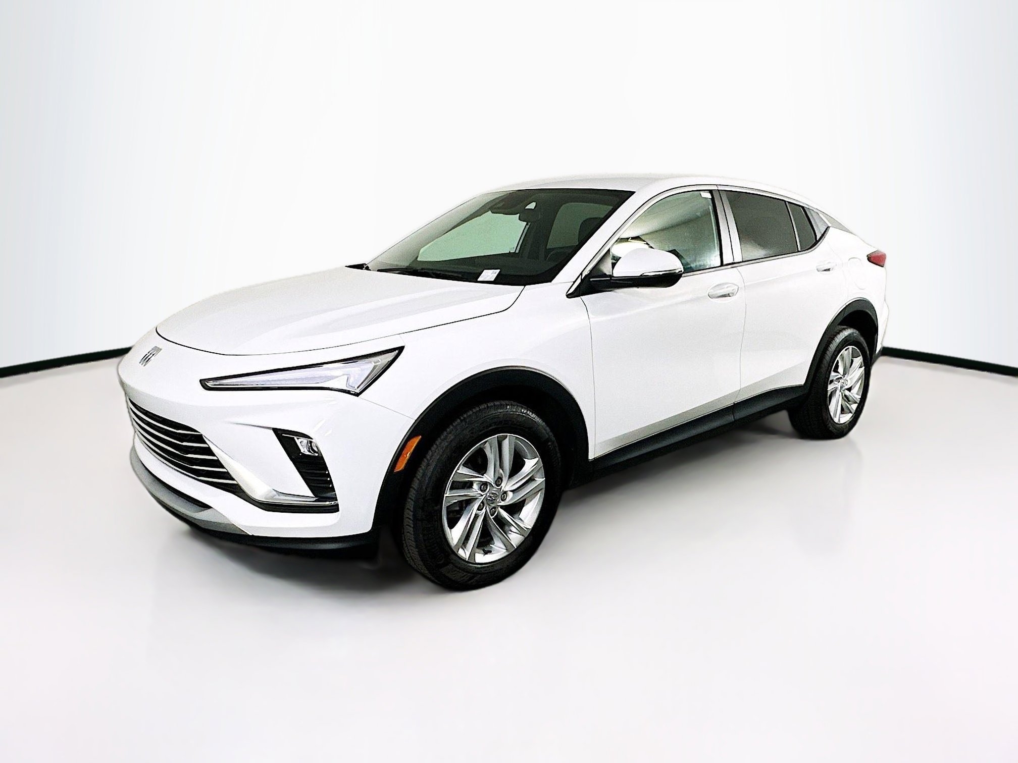 Used 2024 Buick Envista Preferred w/ Convenience I Package image 3