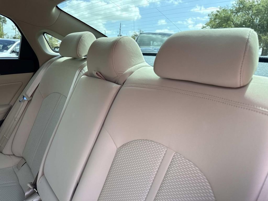 Used 2015 Hyundai Sonata Sport image 15