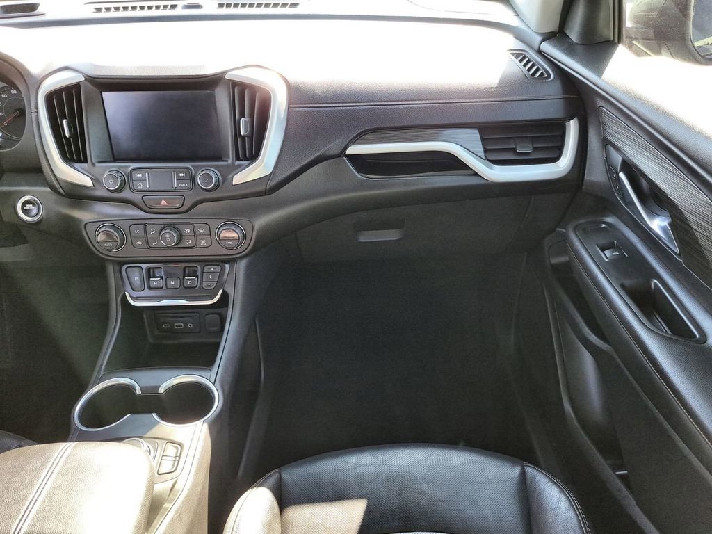 Used 2021 GMC Terrain SLT image 17