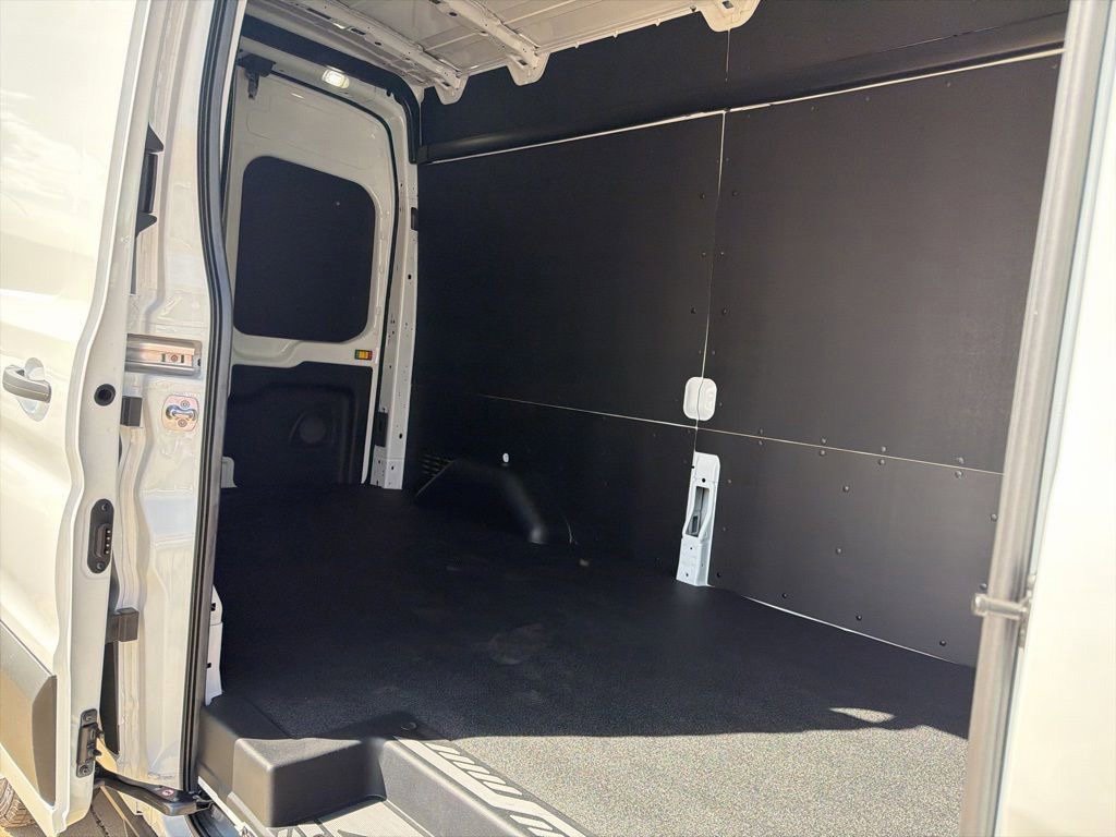 New 2026 Ford Transit 350 148 High Roof Extended RWD image 17