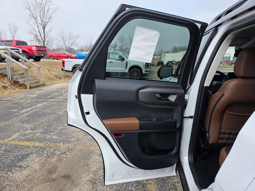 New 2026 Ford Bronco Sport Outer Banks w/ Outer Banks Tech Package+ AWD/4WD image 17