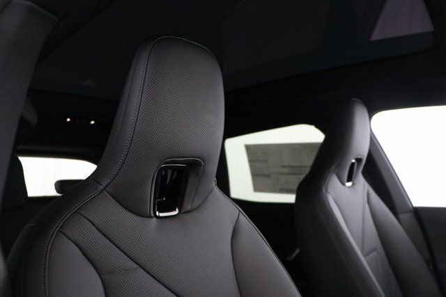 Used 2025 BMW iX xDrive50 image 31