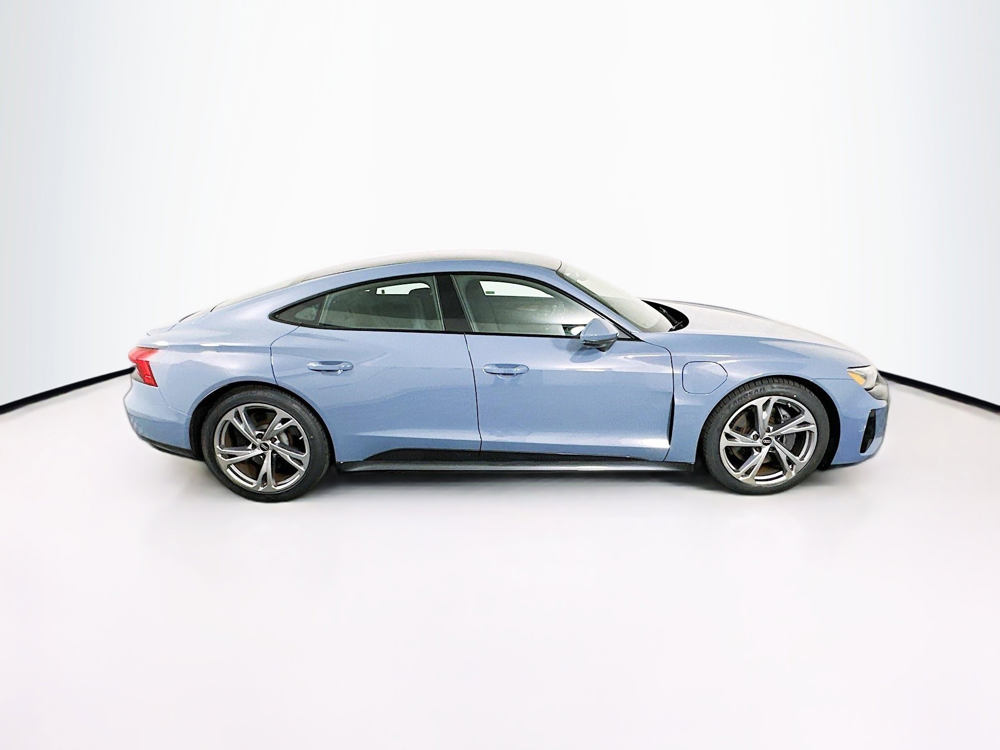 Used 2023 Audi e-tron GT Premium Plus AWD/4WD image 10