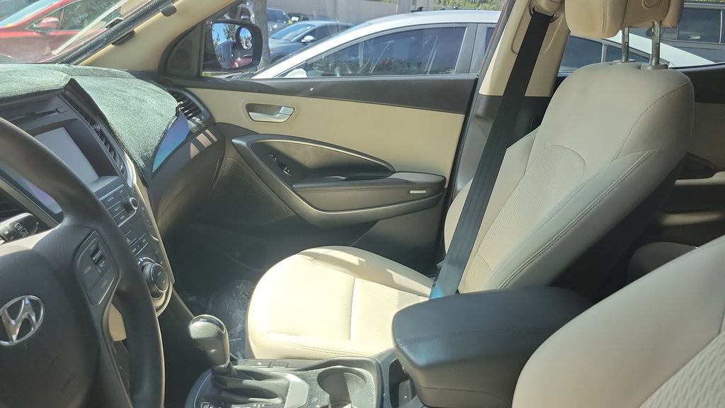 Used 2018 Hyundai Santa Fe Sport w/ 2.4L Value Package 02 FWD image 5