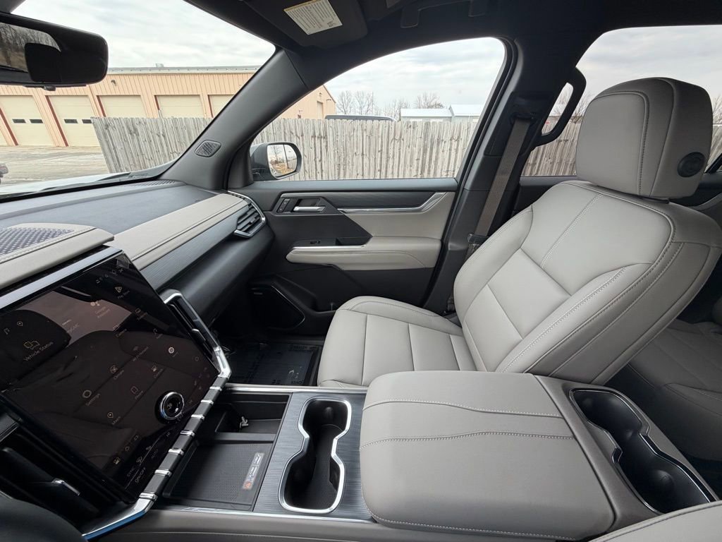 New 2026 GMC Acadia Elevation w/ Elevation Premium Package image 9