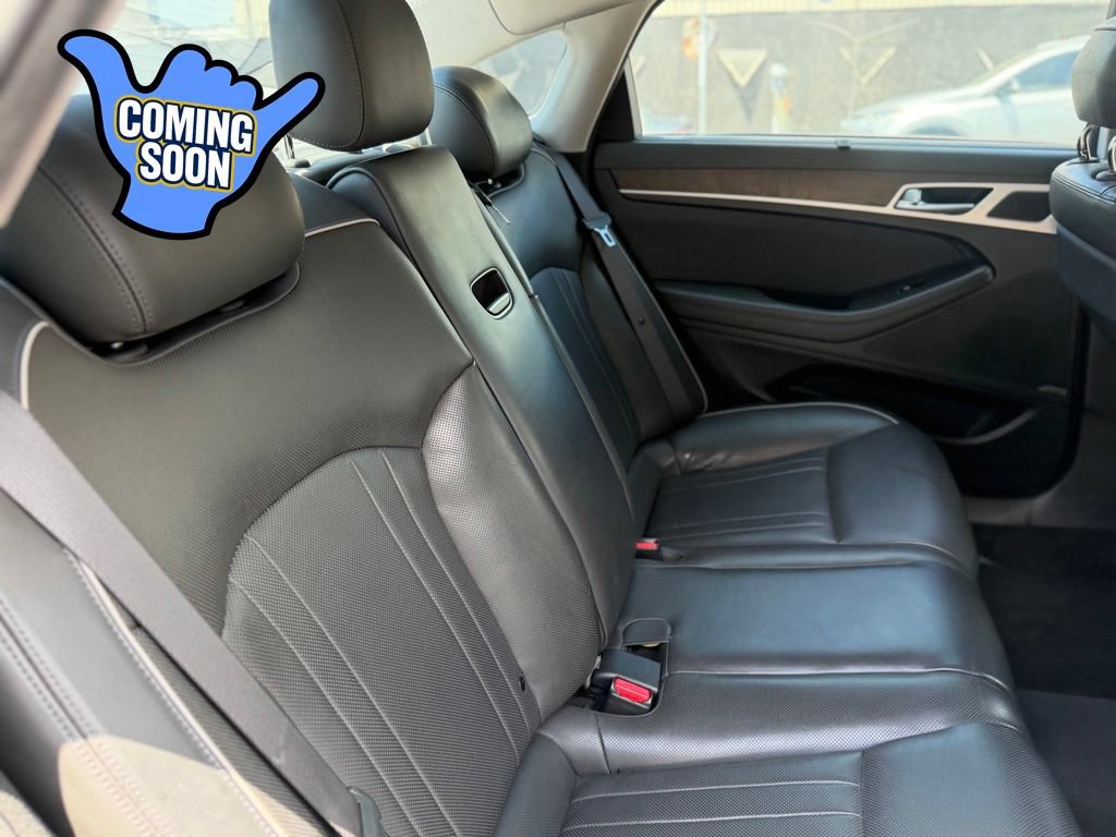 Used 2015 Hyundai Genesis 5.0 RWD image 16