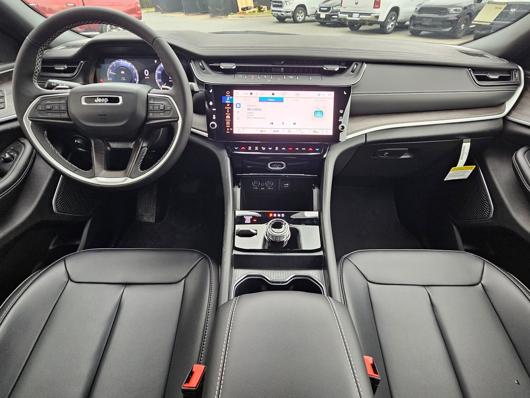 New 2026 Jeep Grand Cherokee Limited w/ Limited Altitude Package image 9