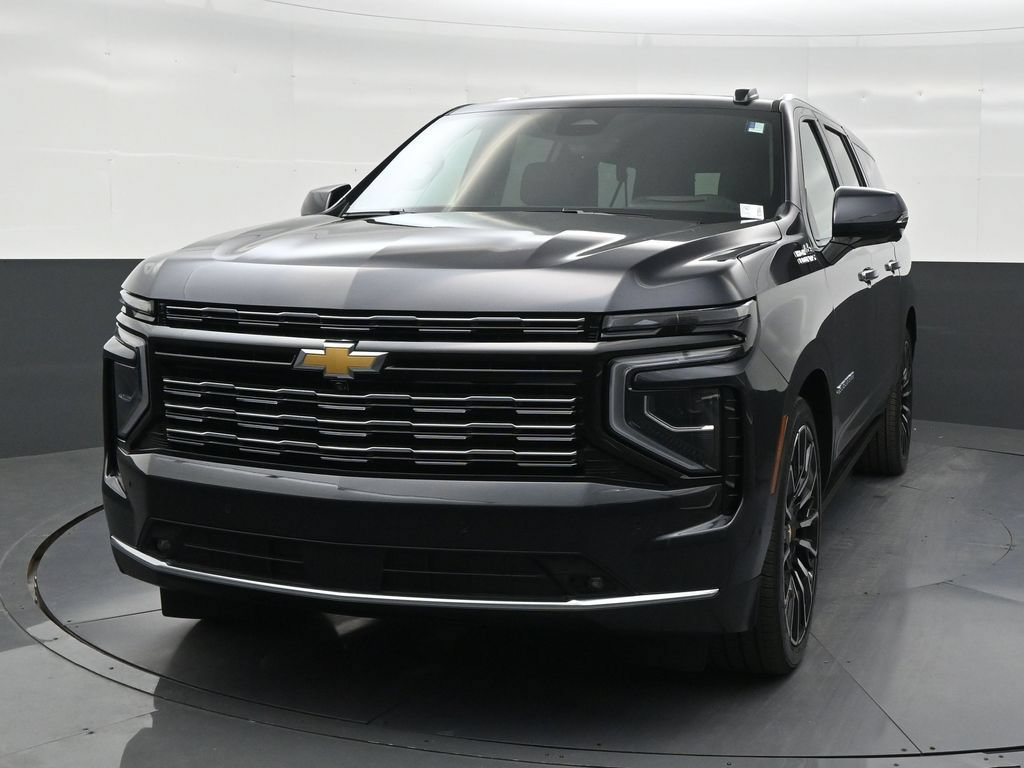 Certified 2026 Chevrolet Suburban High Country AWD/4WD image 8
