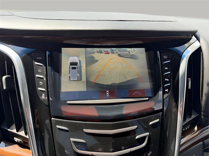 Used 2019 Cadillac Escalade ESV Luxury RWD image 61