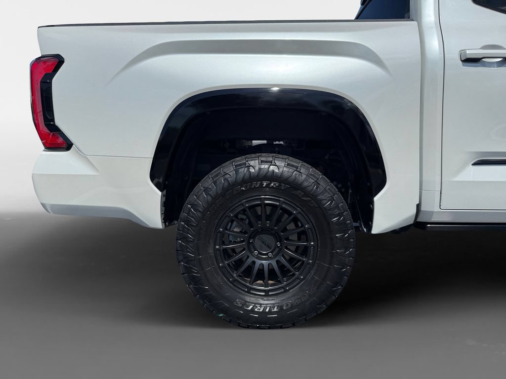 Used 2024 Toyota Tundra Platinum AWD/4WD image 11