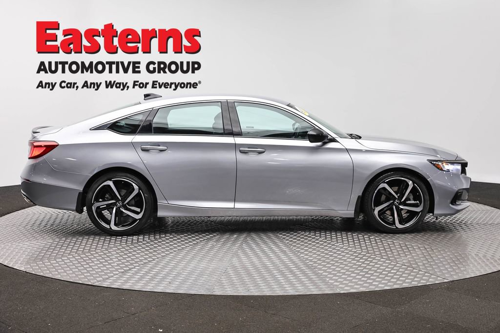 Used 2022 Honda Accord Sport image 4