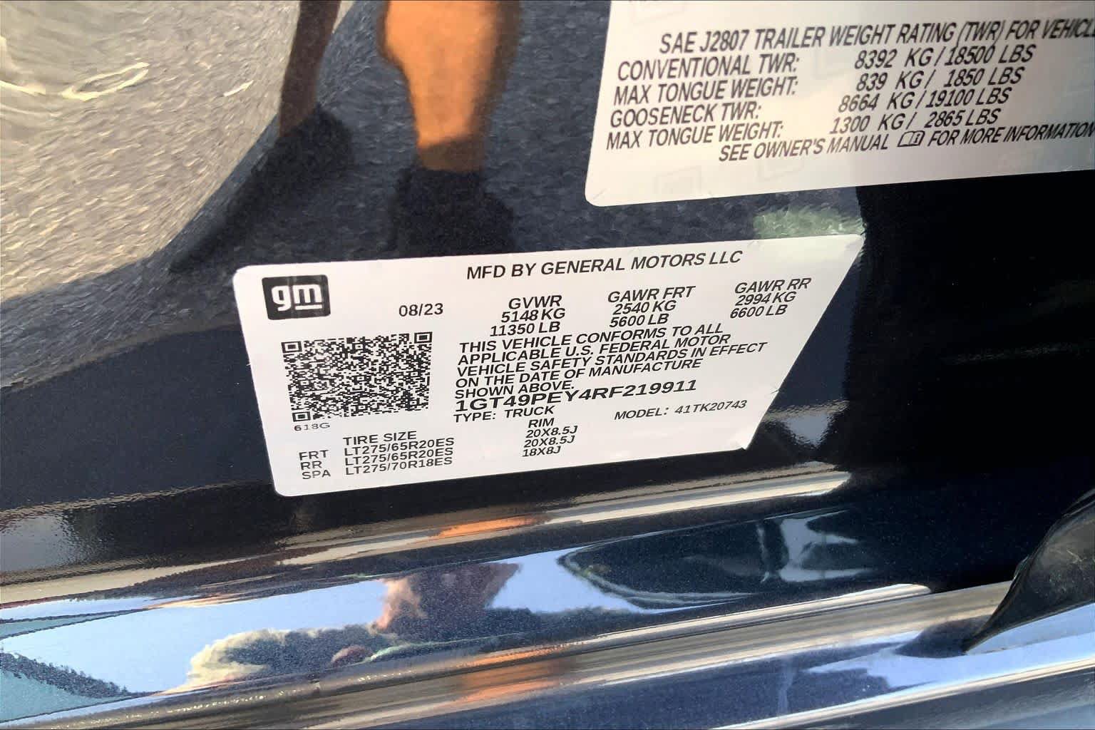 Used 2024 GMC Sierra 2500 AT4 w/ Technology Package AWD/4WD image 30