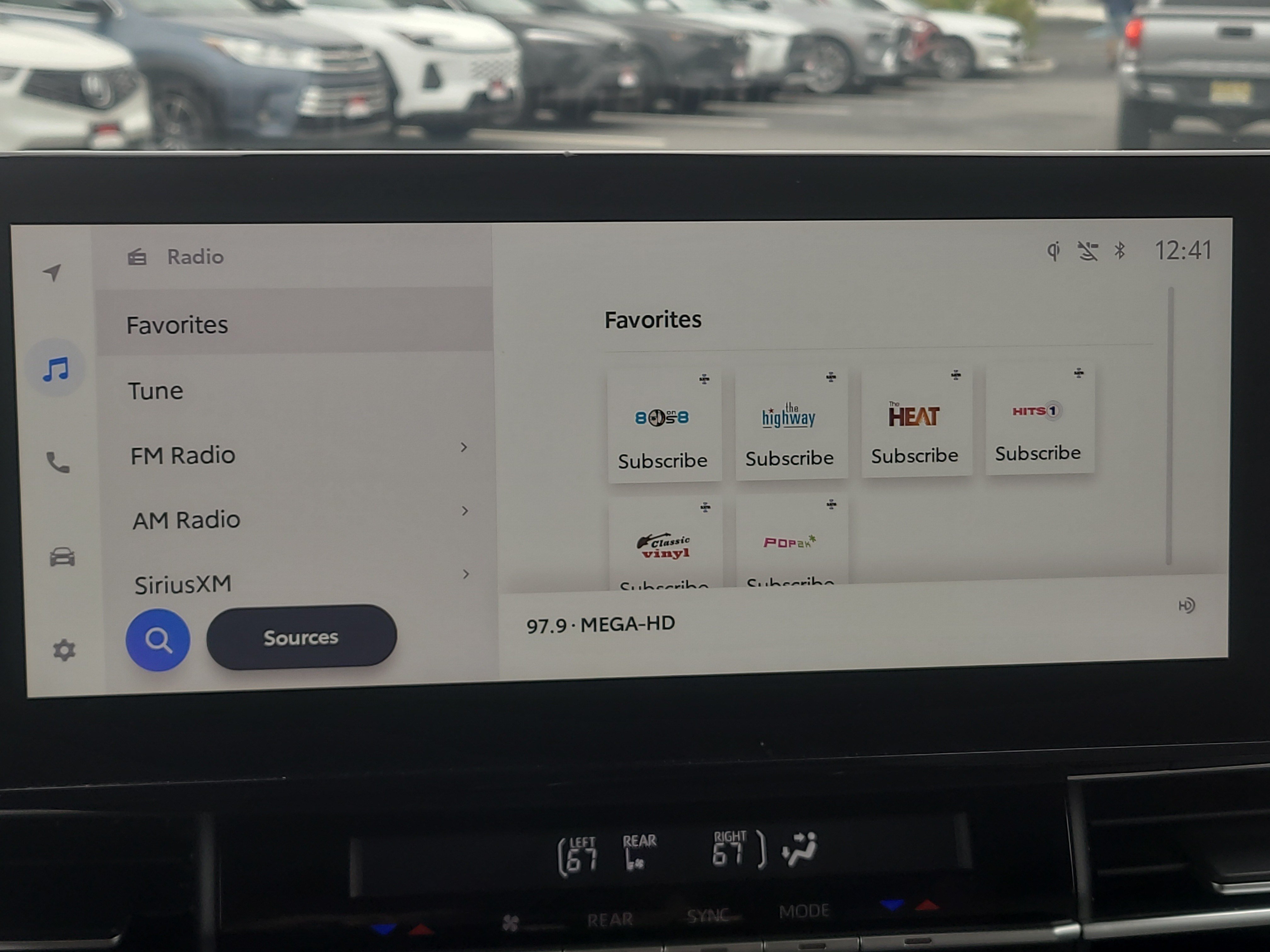 Certified 2026 Toyota Sienna XLE FWD image 27
