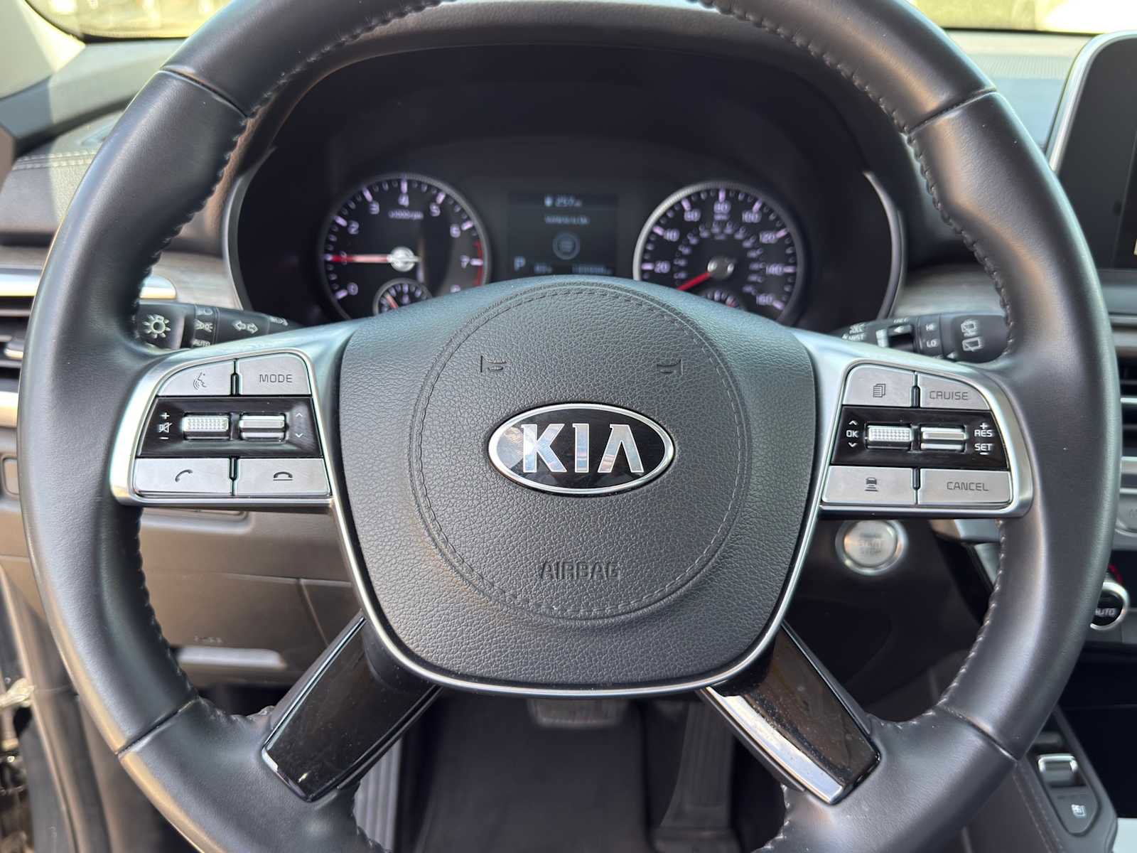 Used 2020 Kia Telluride EX image 15