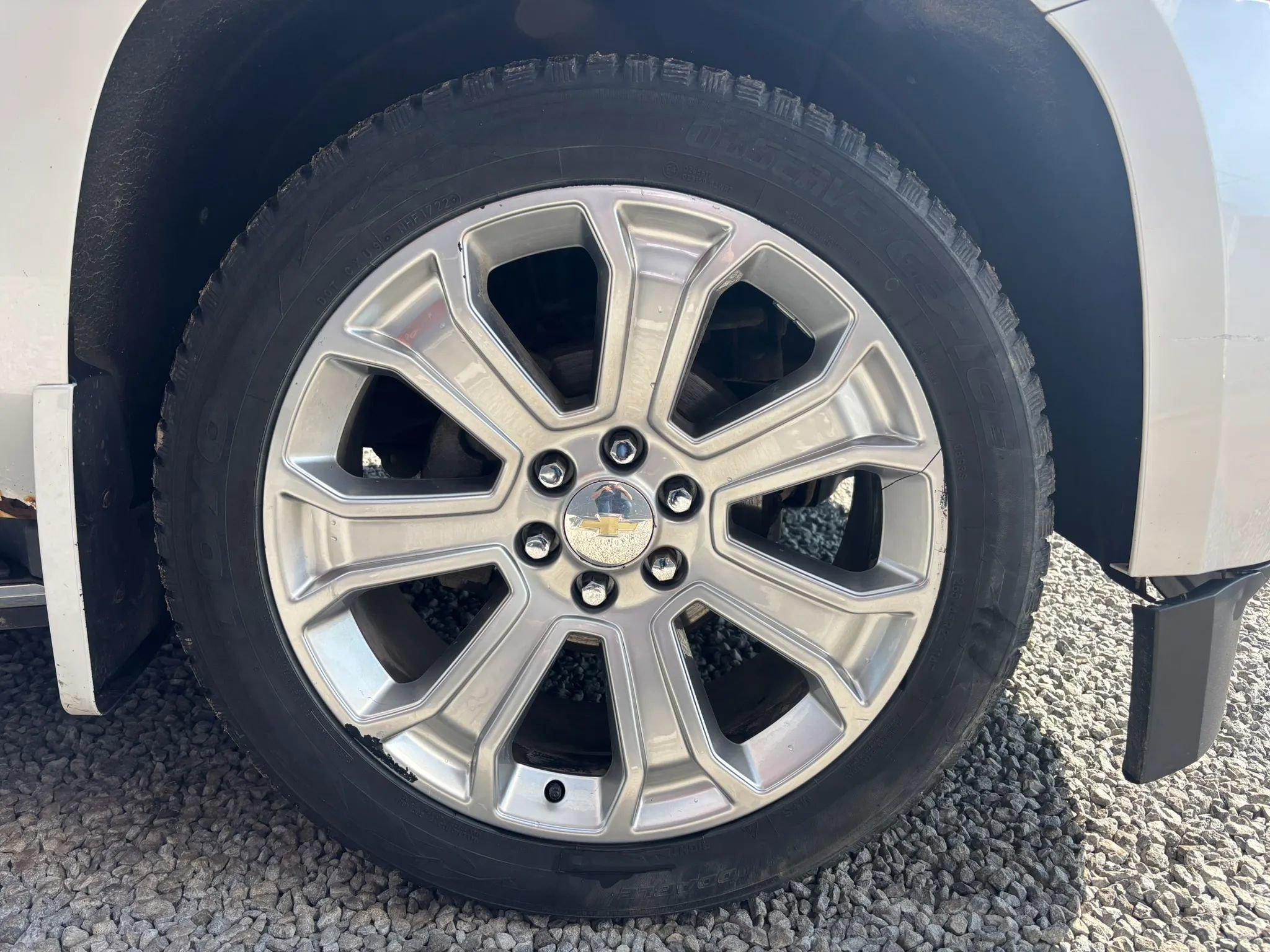 Used 2017 Chevrolet Suburban Premier AWD/4WD image 8