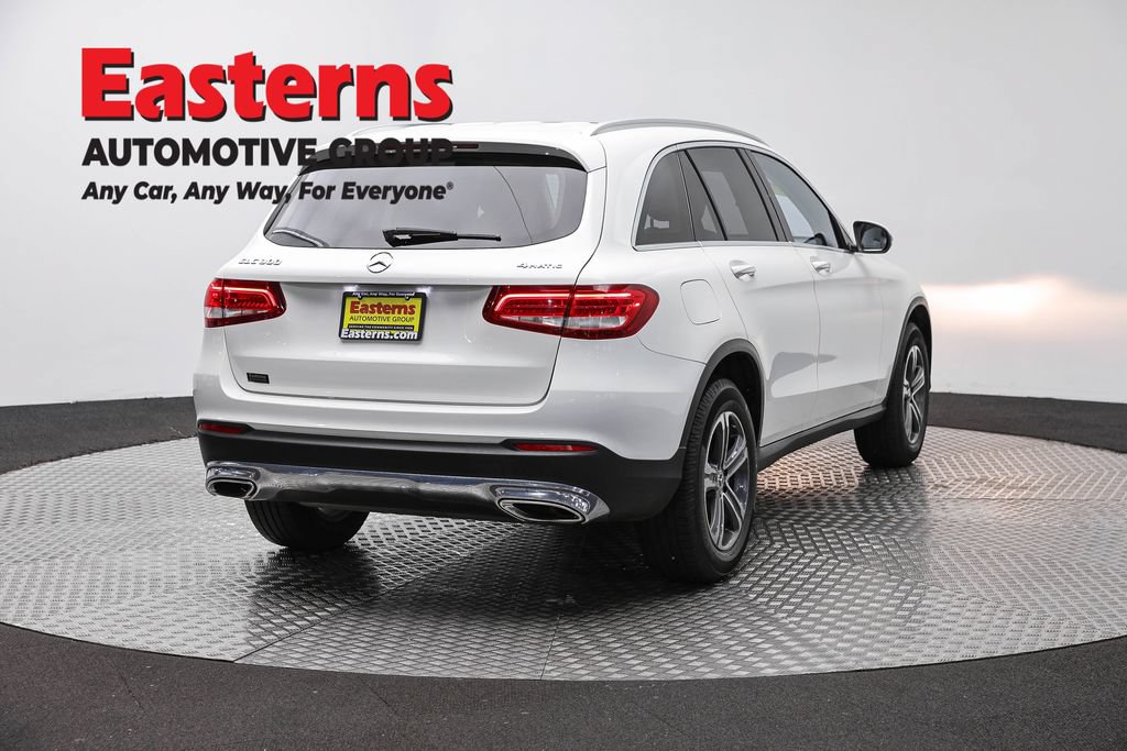 Used 2019 Mercedes-Benz GLC 300 4MATIC image 5
