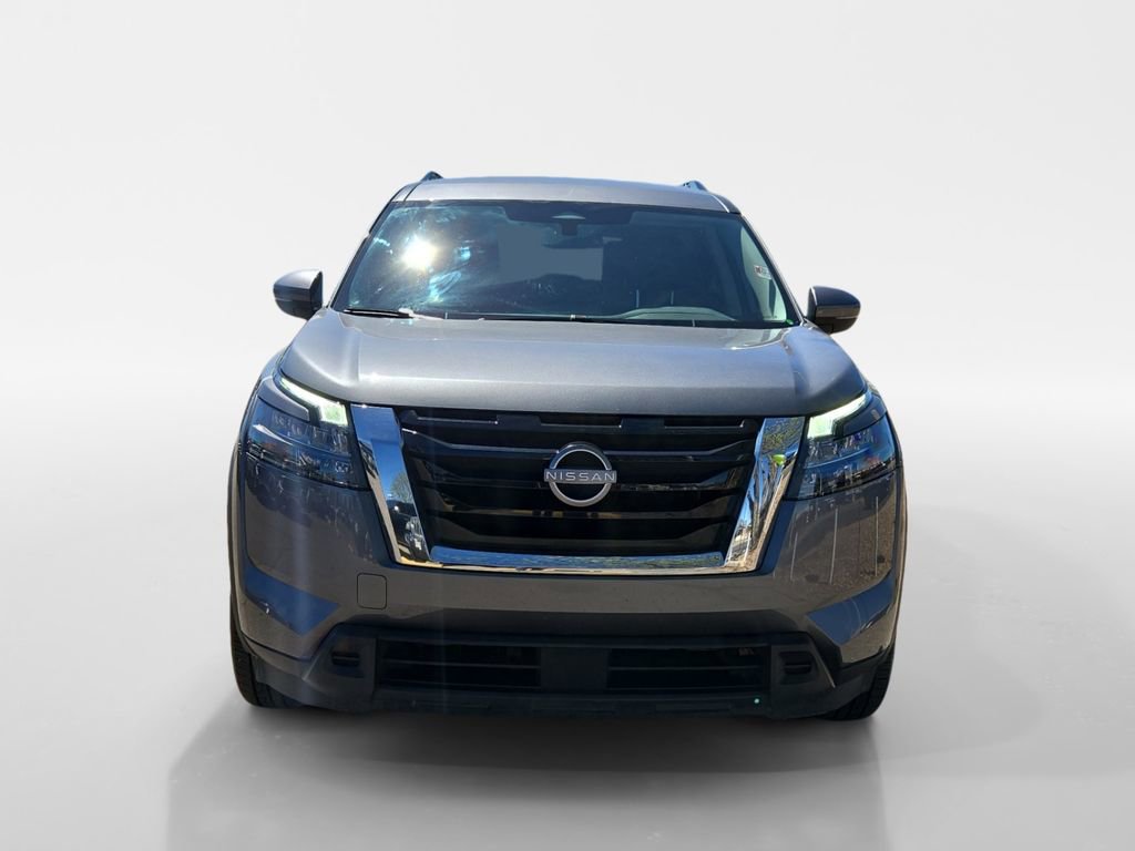 Used 2024 Nissan Pathfinder SV image 9