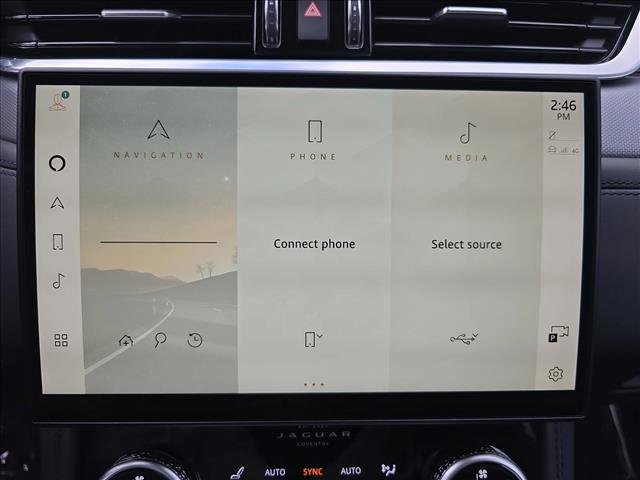 Certified 2024 Jaguar F-PACE SVR image 24