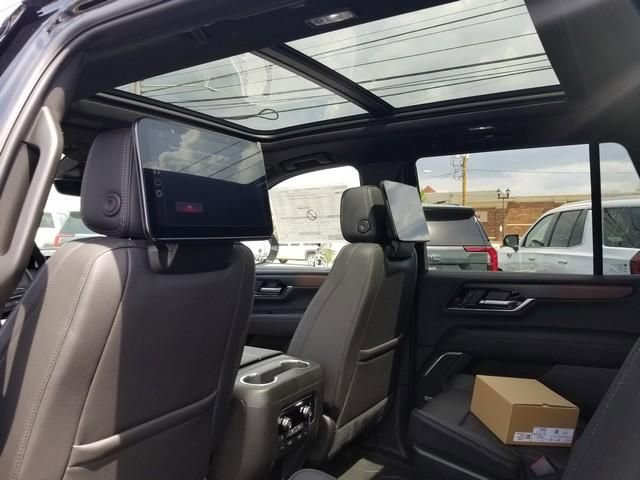 New 2026 GMC Yukon Denali AWD/4WD image 10