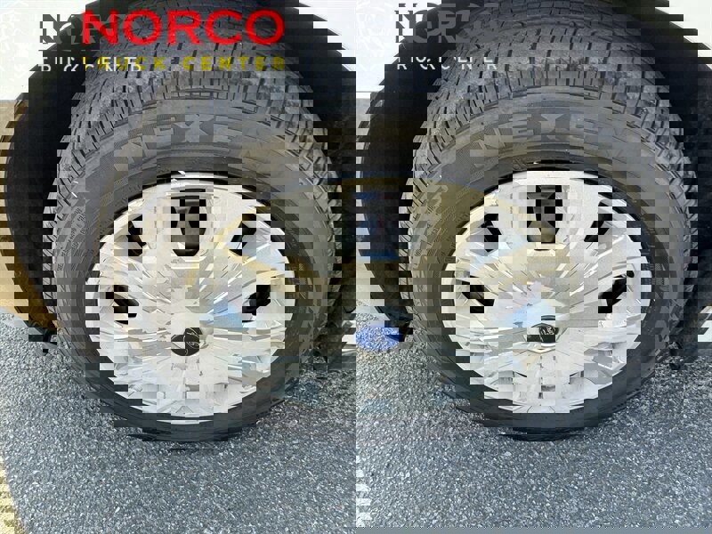 Used 2020 Ford Transit Connect XL image 18