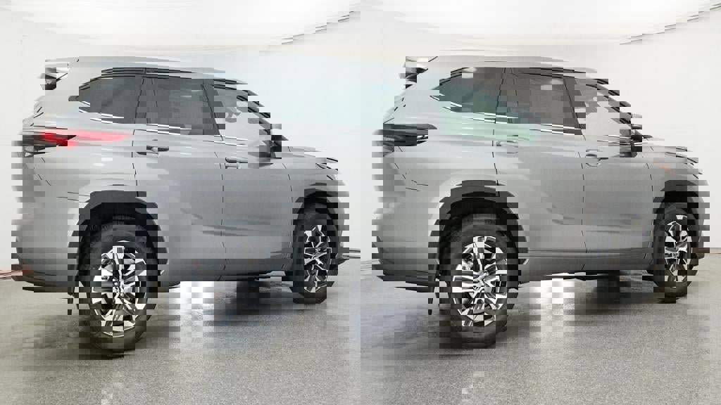New 2026 Toyota Highlander XLE image 59