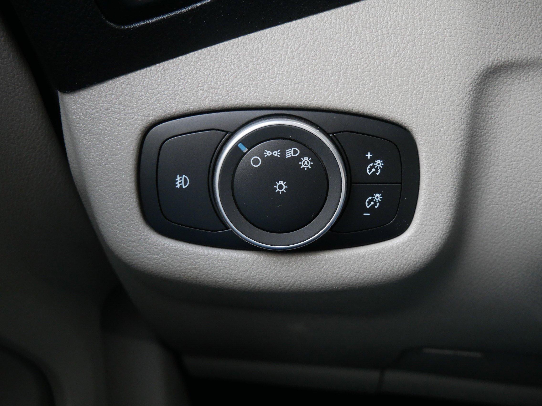 Used 2023 Ford Transit Connect Titanium w/ Trailer Tow Package image 26