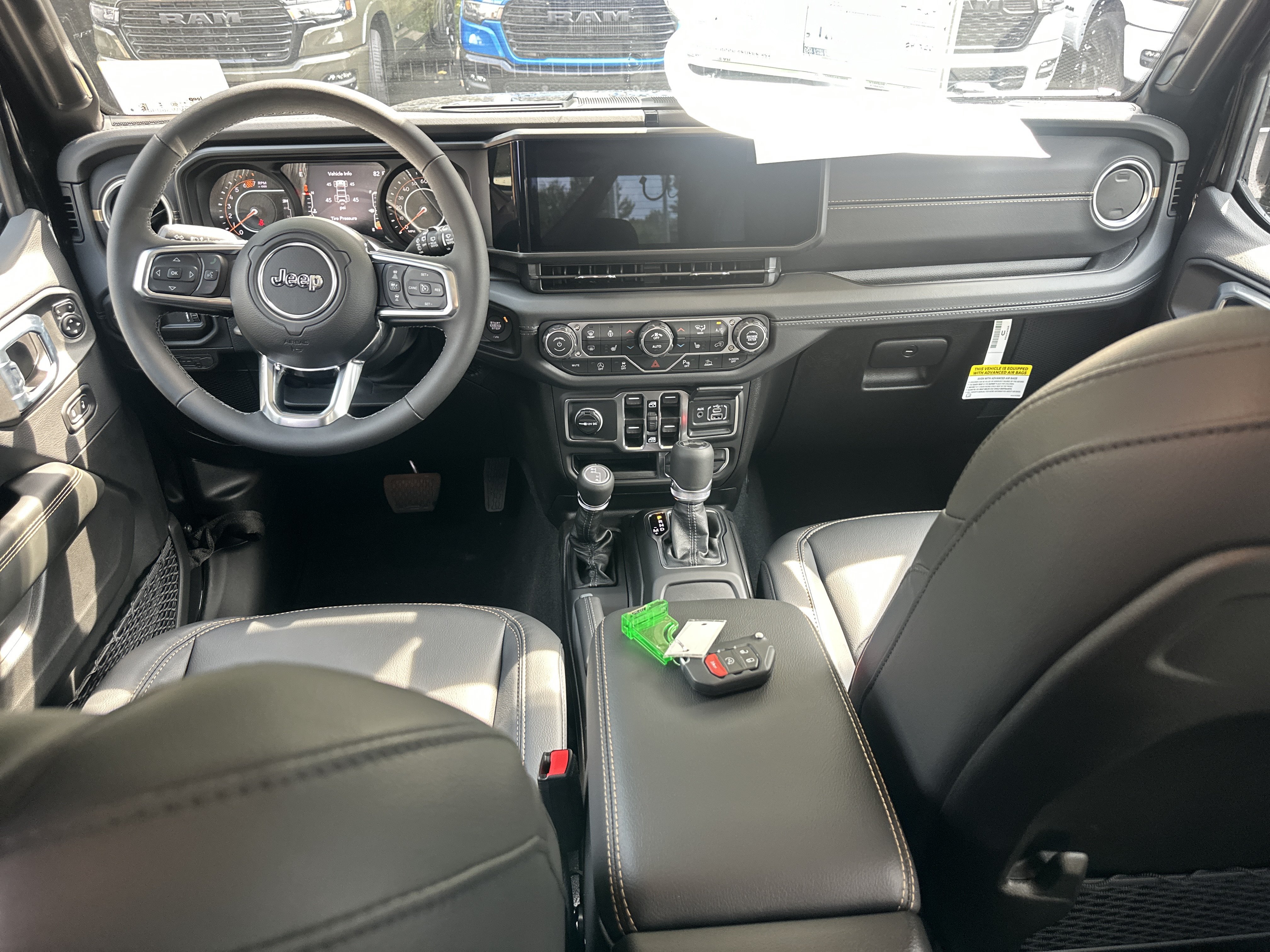 New 2027 Jeep Wrangler Unlimited Sahara AWD/4WD image 32