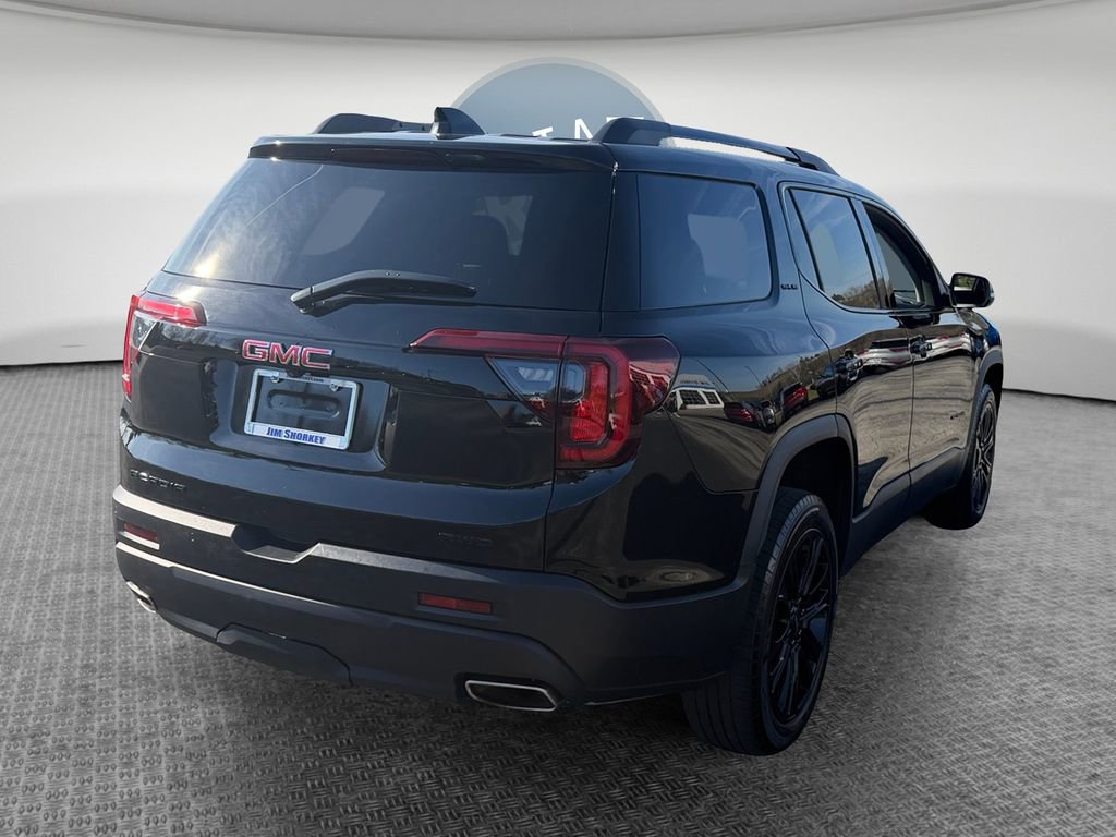 Certified 2023 GMC Acadia SLE w/ Driver Convenience Package image 3