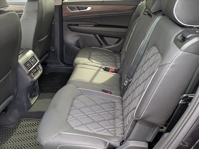 New 2026 Volkswagen Atlas SEL Premium R-Line image 13