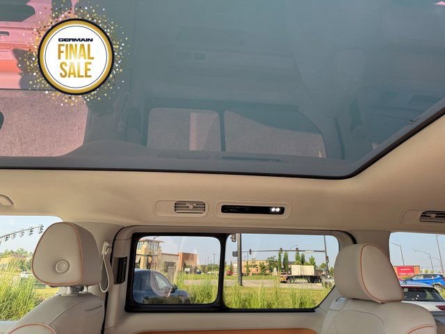 New 2025 Volkswagen ID. Buzz 1st Edition image 15