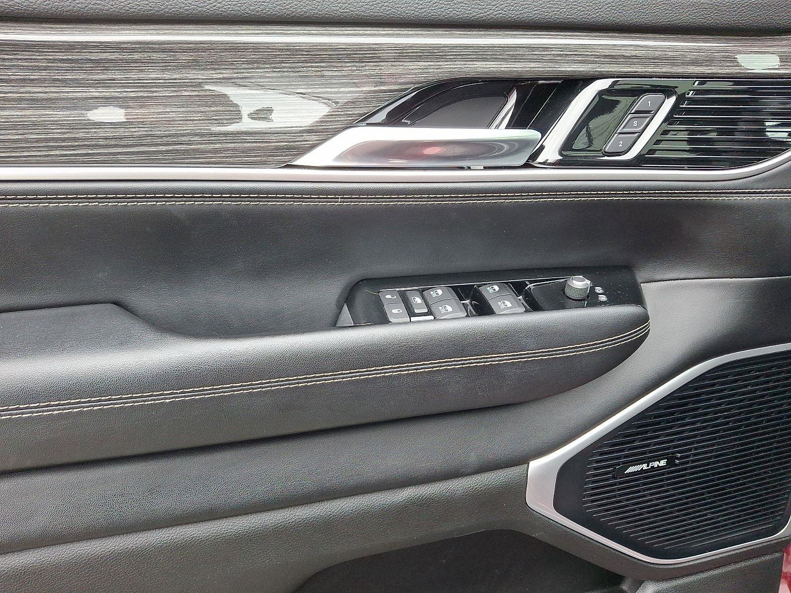 Used 2022 Jeep Wagoneer Series II w/ Premium Group I image 13