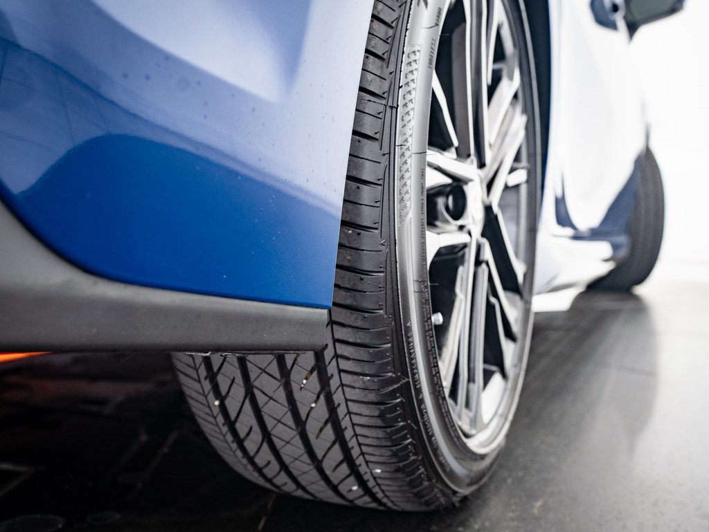 Used 2025 Toyota Camry SE image 38