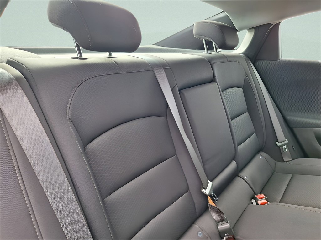 Used 2024 Chevrolet Malibu LT image 26